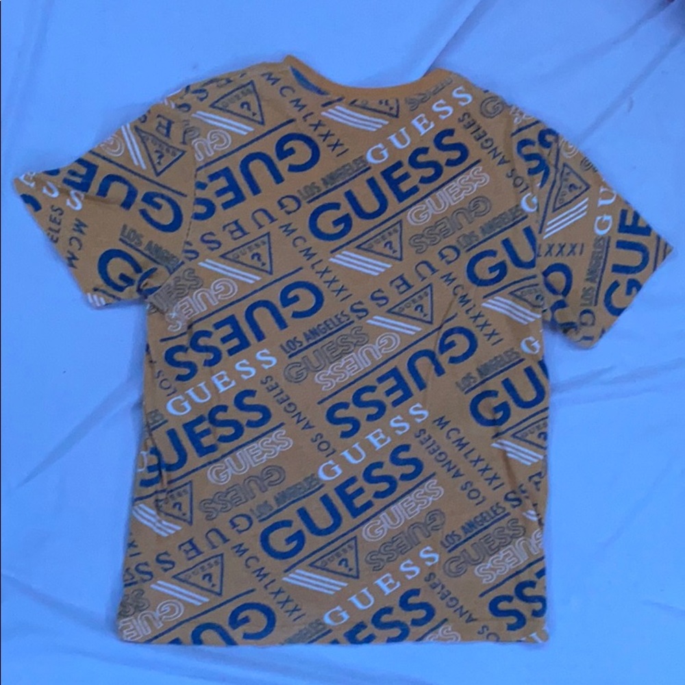 T-Shirt - Picture 2 of 2